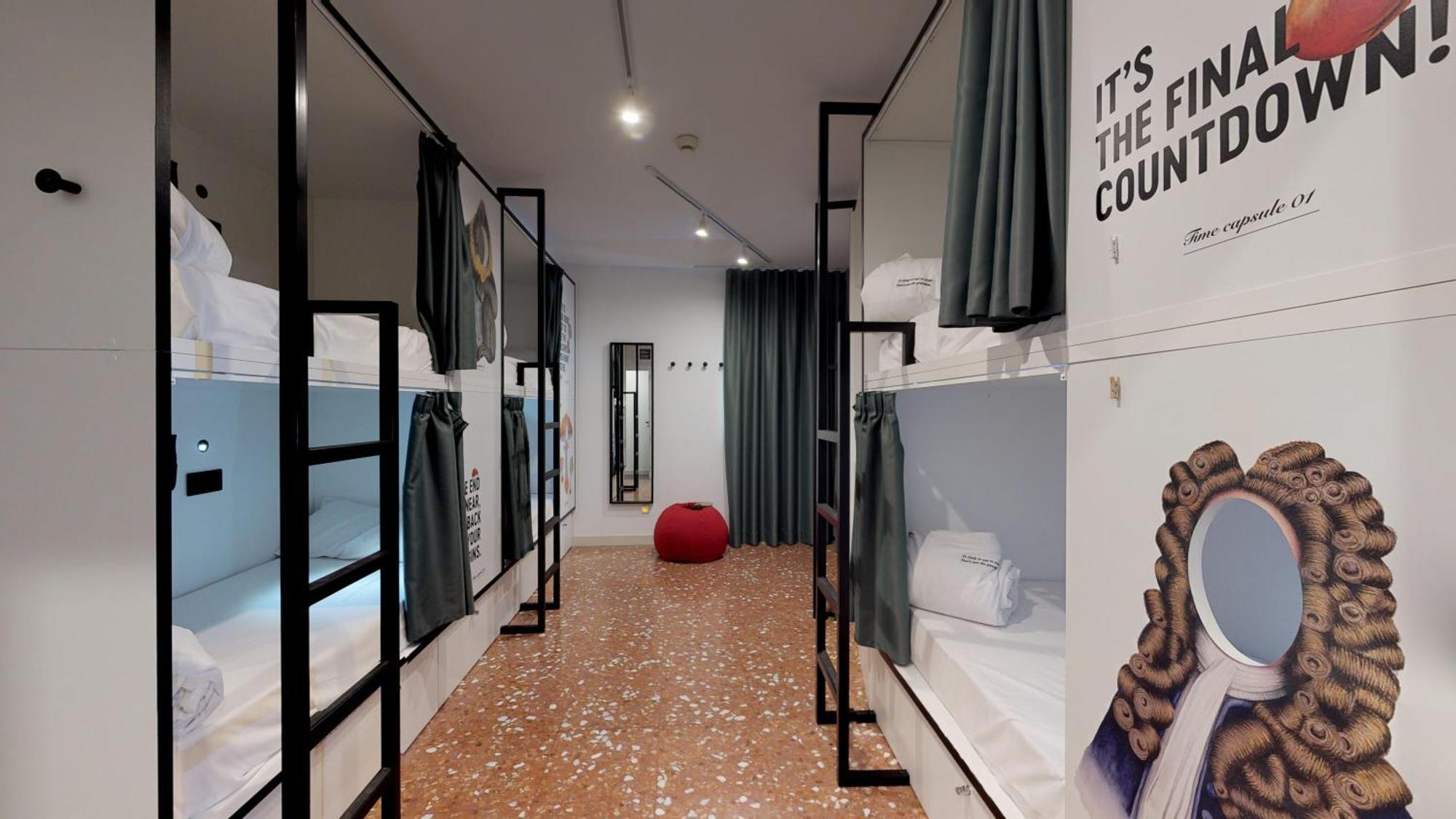 2060 The Newton Hostel Madryt Zewnętrze zdjęcie