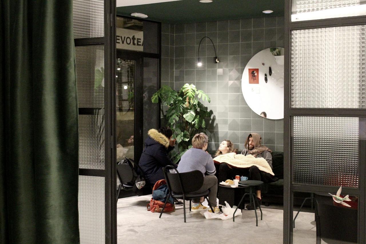 2060 The Newton Hostel Madryt Zewnętrze zdjęcie