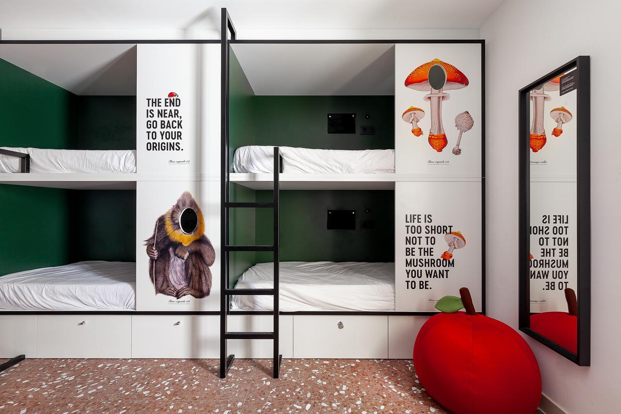 2060 The Newton Hostel Madryt Zewnętrze zdjęcie