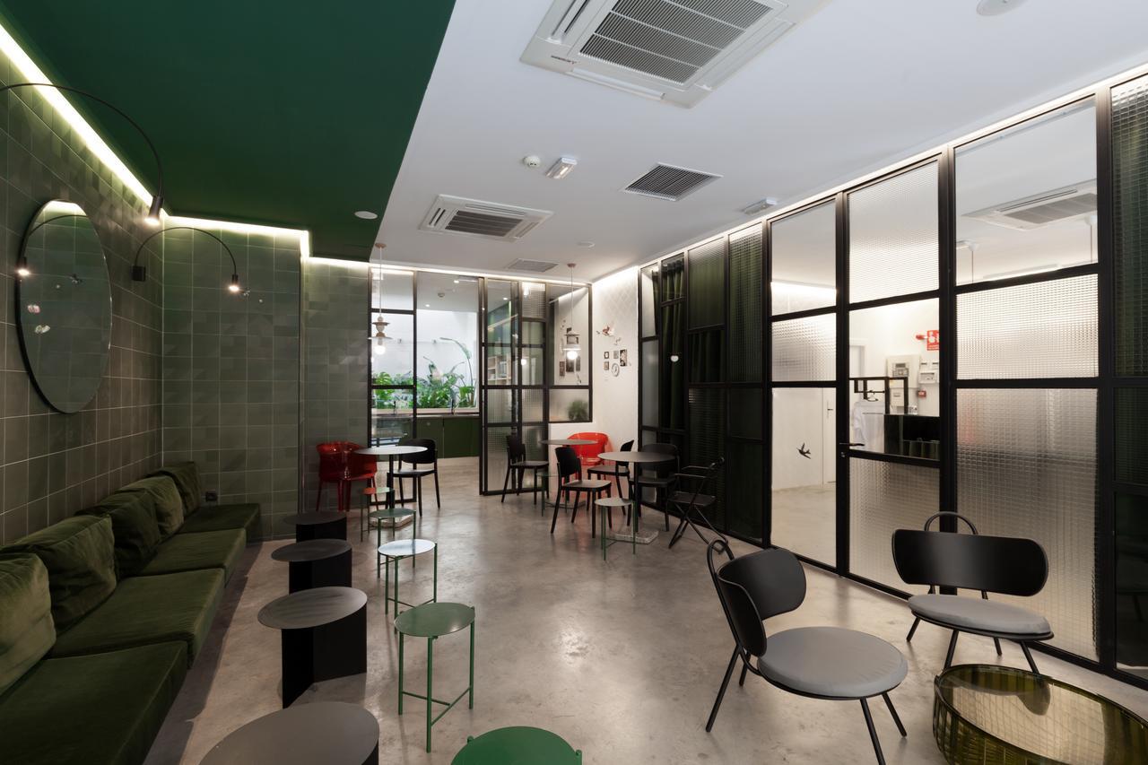 2060 The Newton Hostel Madryt Zewnętrze zdjęcie