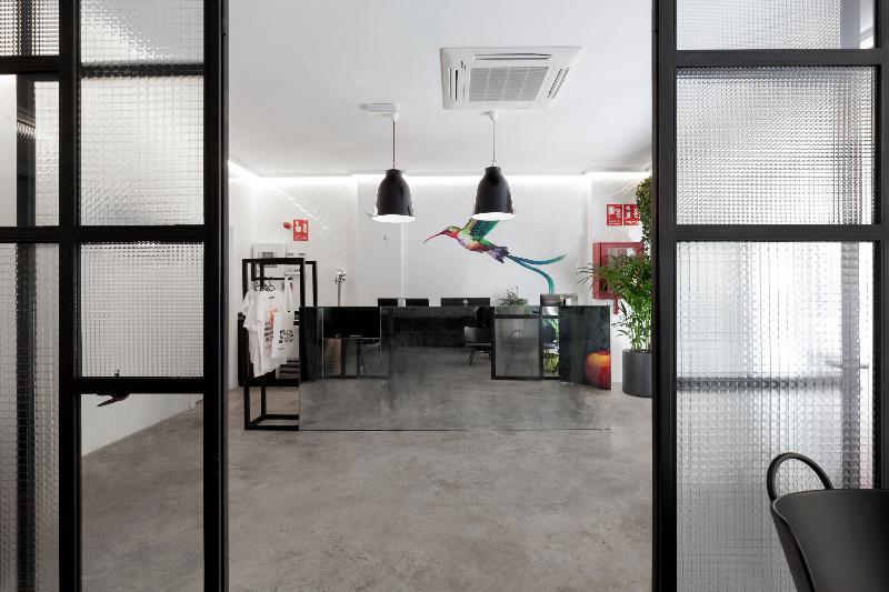 2060 The Newton Hostel Madryt Zewnętrze zdjęcie