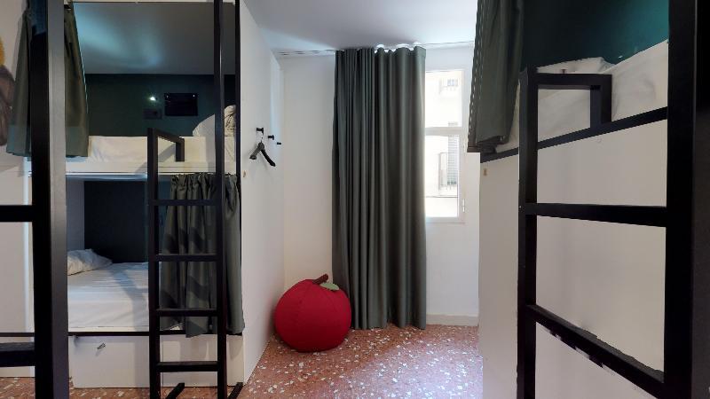 2060 The Newton Hostel Madryt Zewnętrze zdjęcie